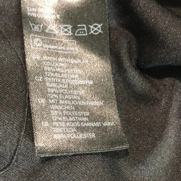 H&M DIVIDED Black Skater Dress - Picture 8 of 8